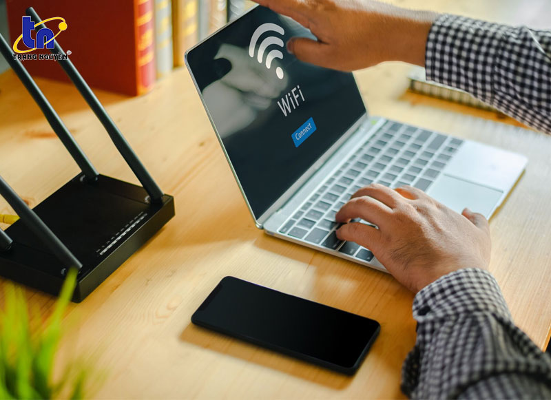 phan-biet-bo-phat-wifi-va-bo-kich-song-wifi